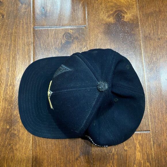 Reebok Vintage NFL New Orleans Saints Shadow Black Gold Fitted Hat Cap Mens L/XL - Picture 4 of 8